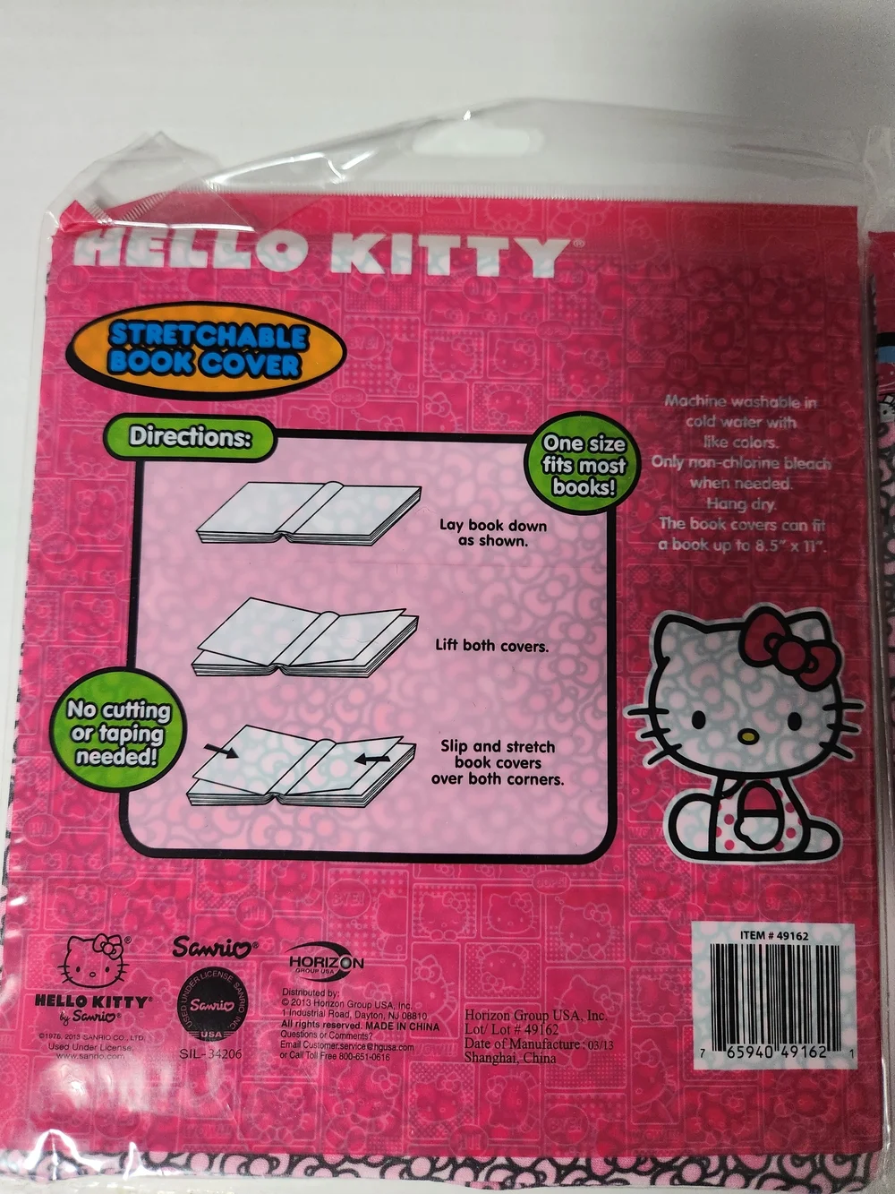 Hello Kitty Pink Patterned Stretch Book Covers - Set of 2